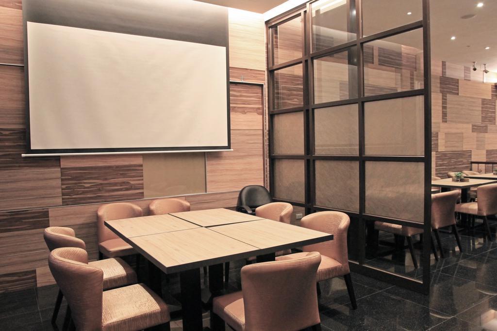 Capital Hotel Songshan Taipé Exterior foto